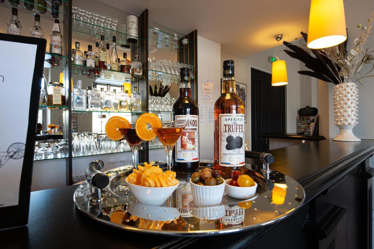 Hotel Le Renoir Sarlat-la-Caneda Εξωτερικό φωτογραφία