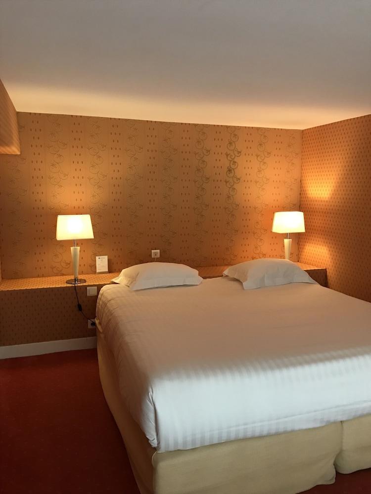 Hotel Le Renoir Sarlat-la-Caneda Εξωτερικό φωτογραφία
